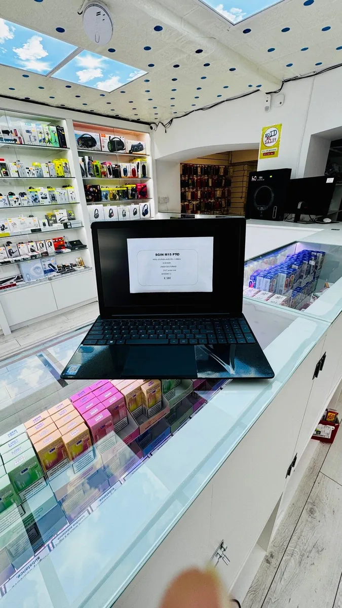 Sgin Laptop M15 pro