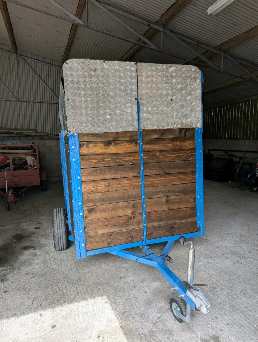 Cattle trailer 8 x 4 - Image 2