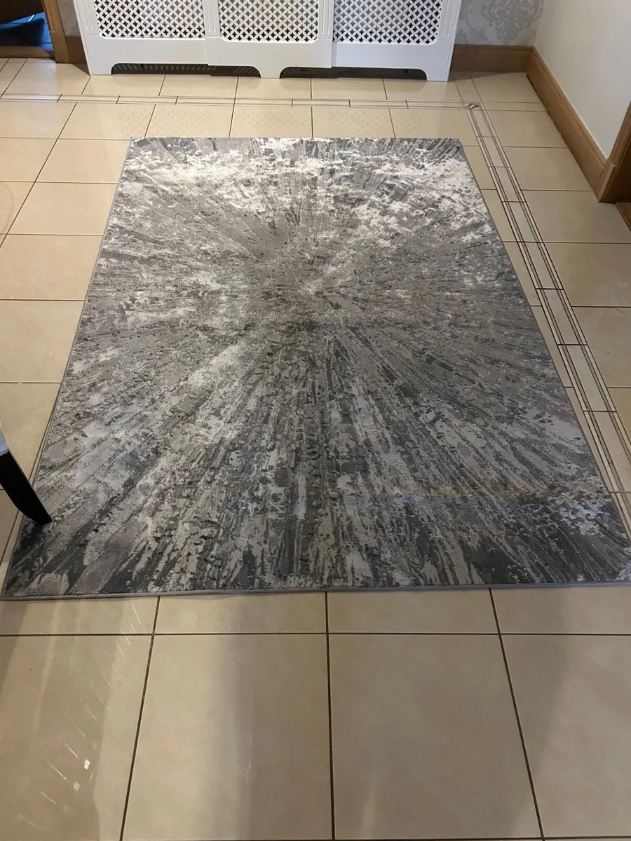 Rug - Image 1