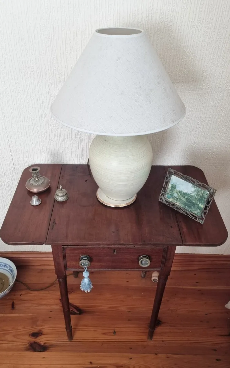 Antique Side Table with Lamp - Image 2