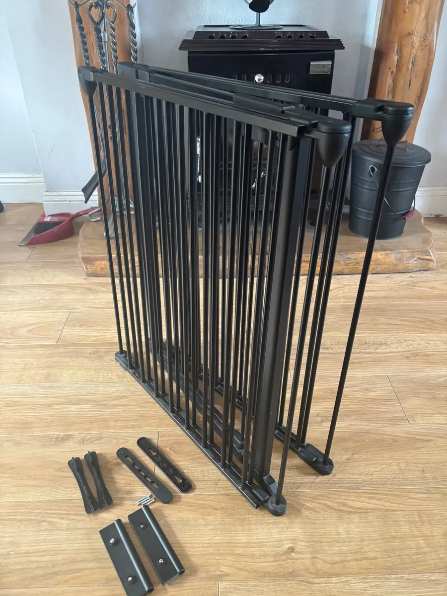 Safety Fence/Barrier for fire place - 305cm - Image 2