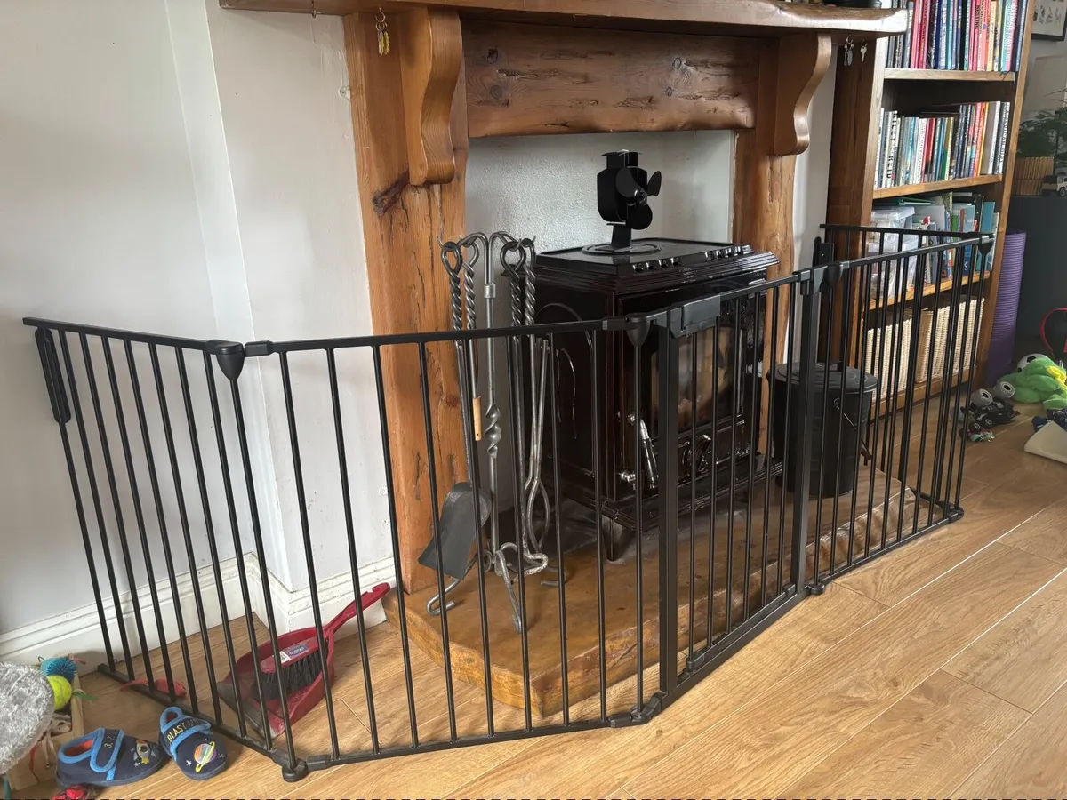Safety Fence/Barrier for fire place - 305cm - Image 3