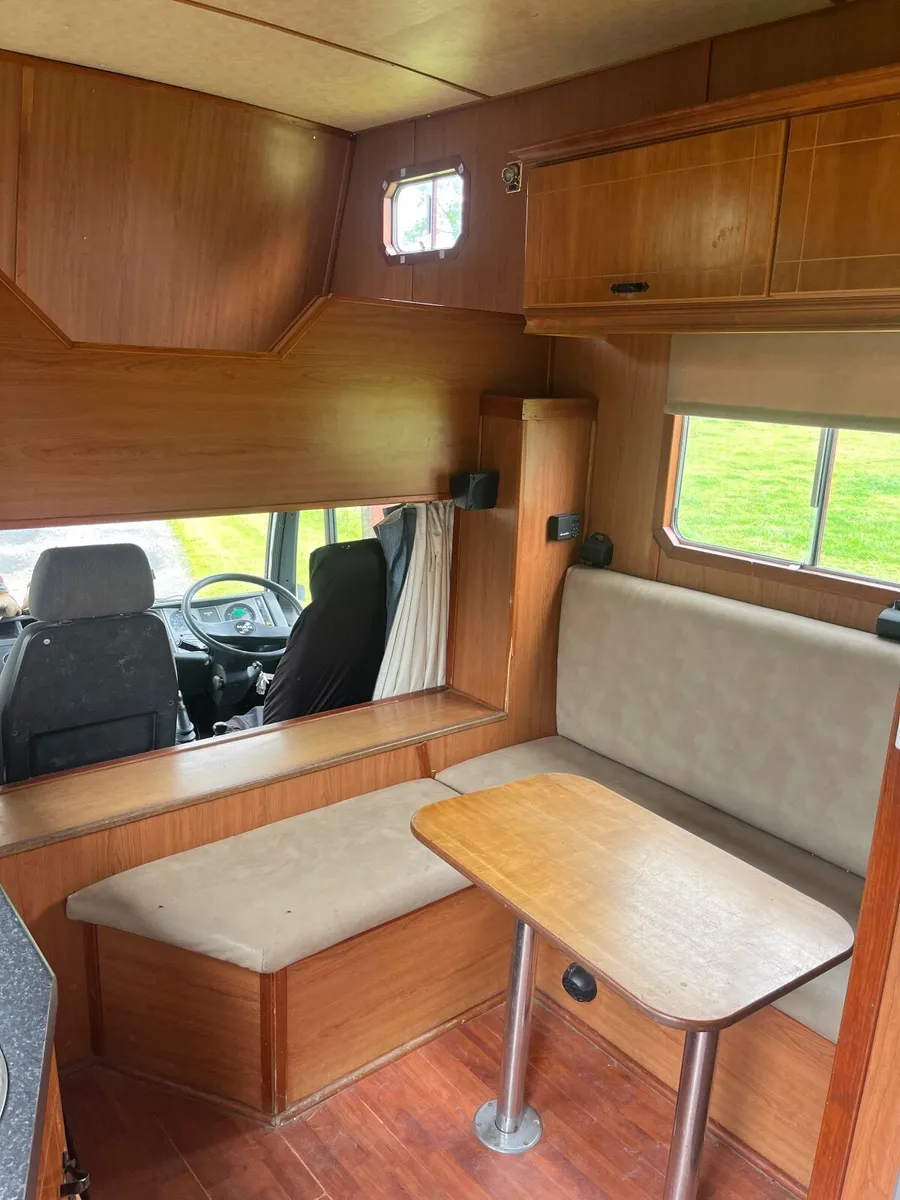 Horse lorry - Image 3