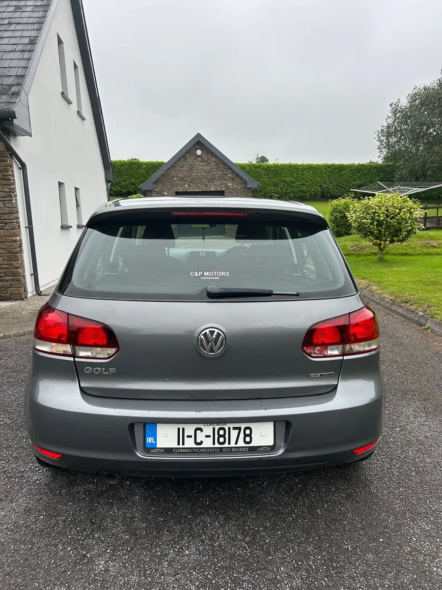 Volkswagen Golf 2011 - Image 4