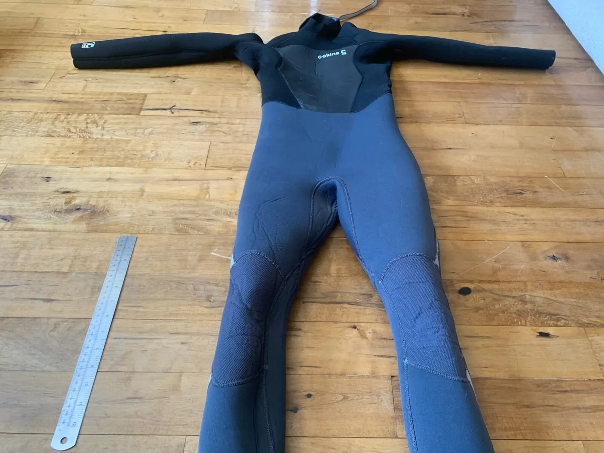 Wetsuits - Image 4