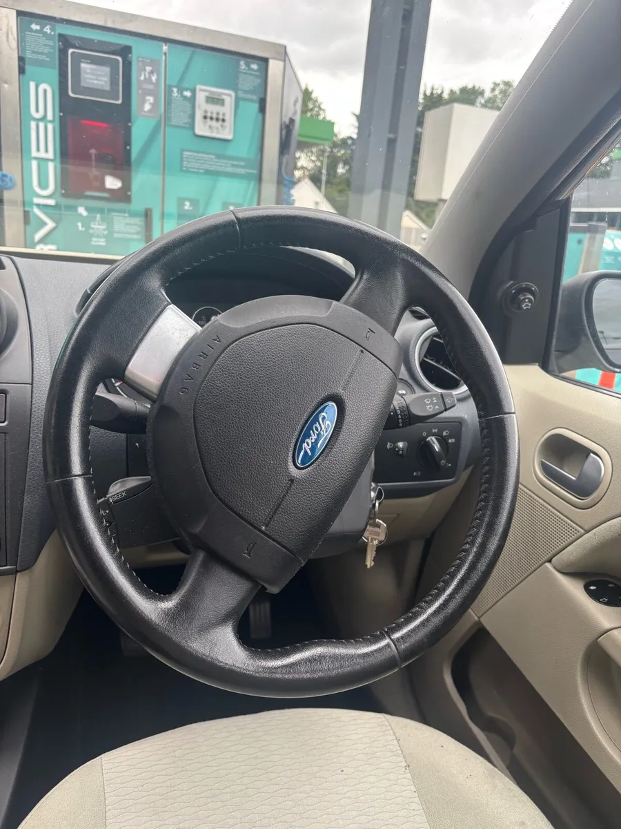 Ford Fiesta - Image 4