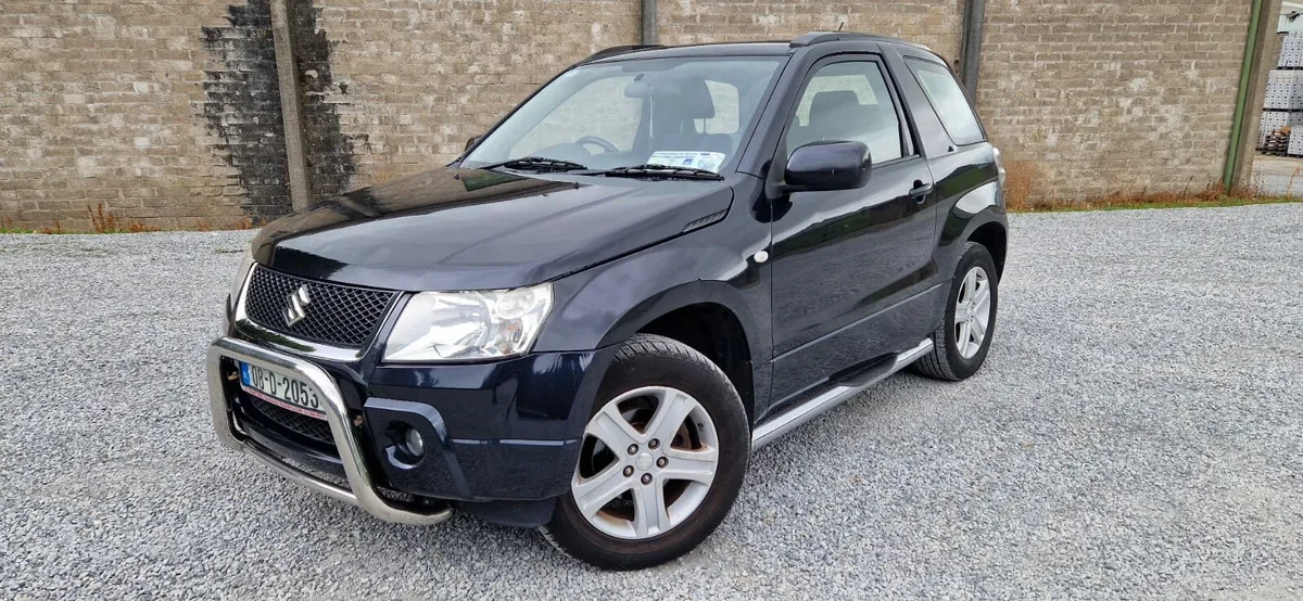 Suzuki Grand Vitara 4x4 - Image 1