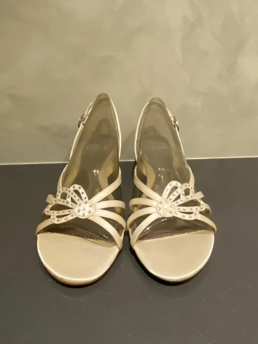 Clark Ladies Beige High Heels - Image 2