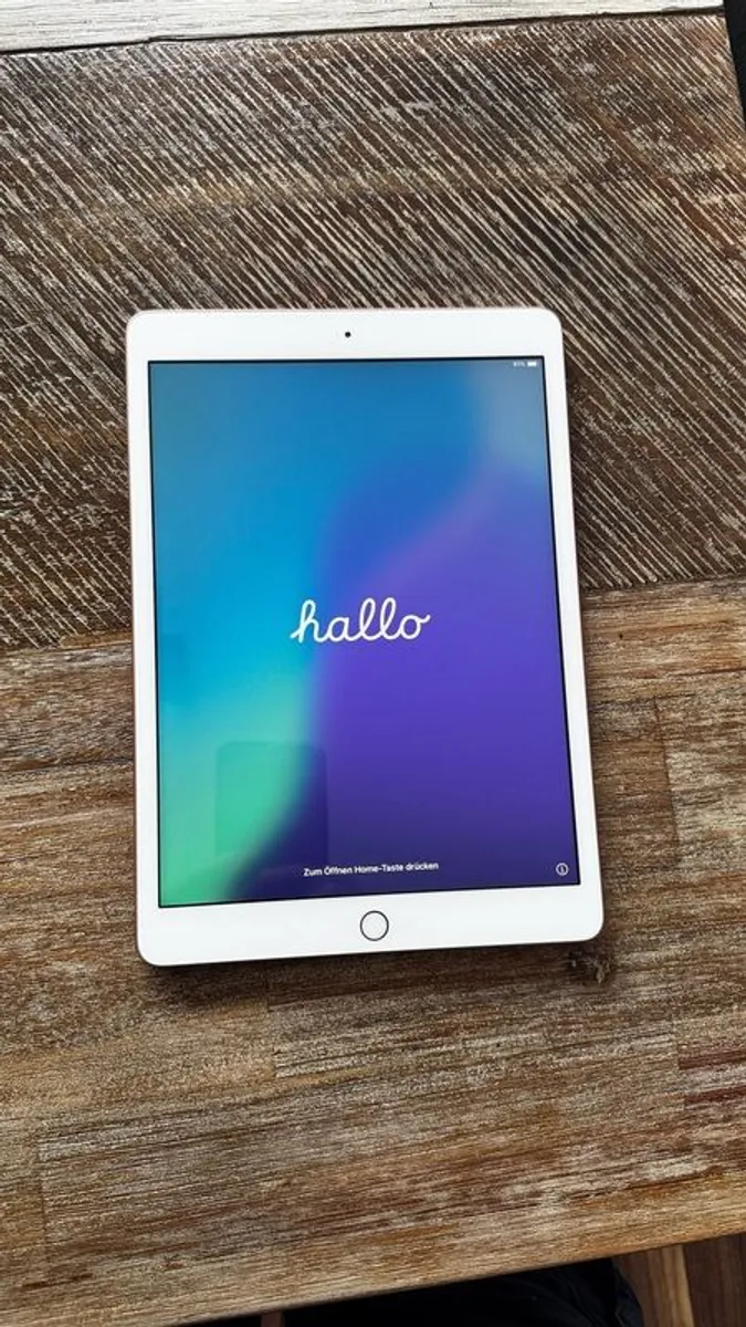 ipad - Image 1