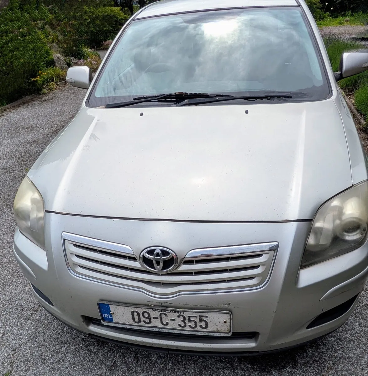2009 Toyota Avensis - Image 1