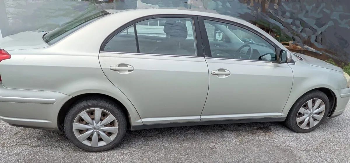2009 Toyota Avensis - Image 3