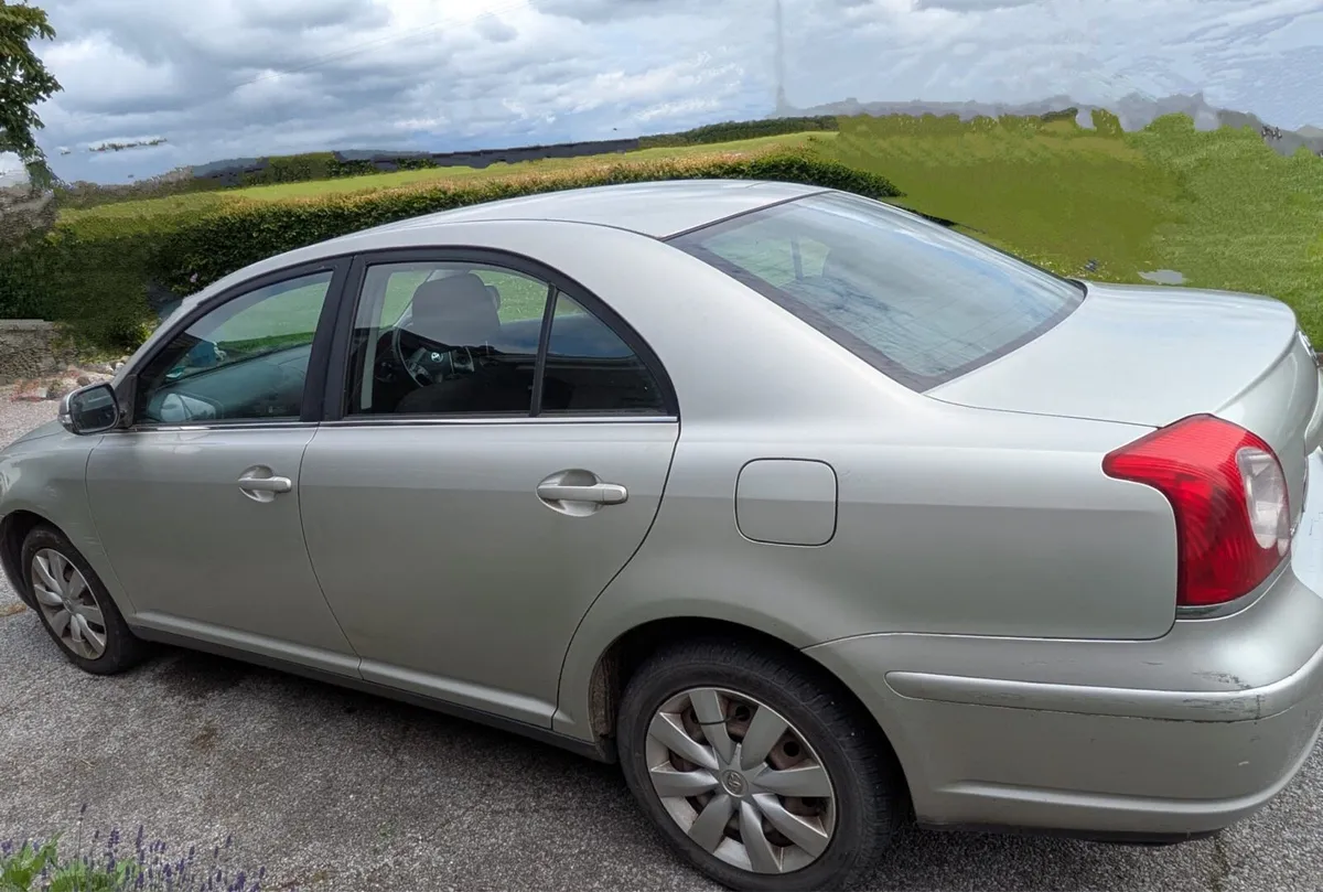 2009 Toyota Avensis - Image 4