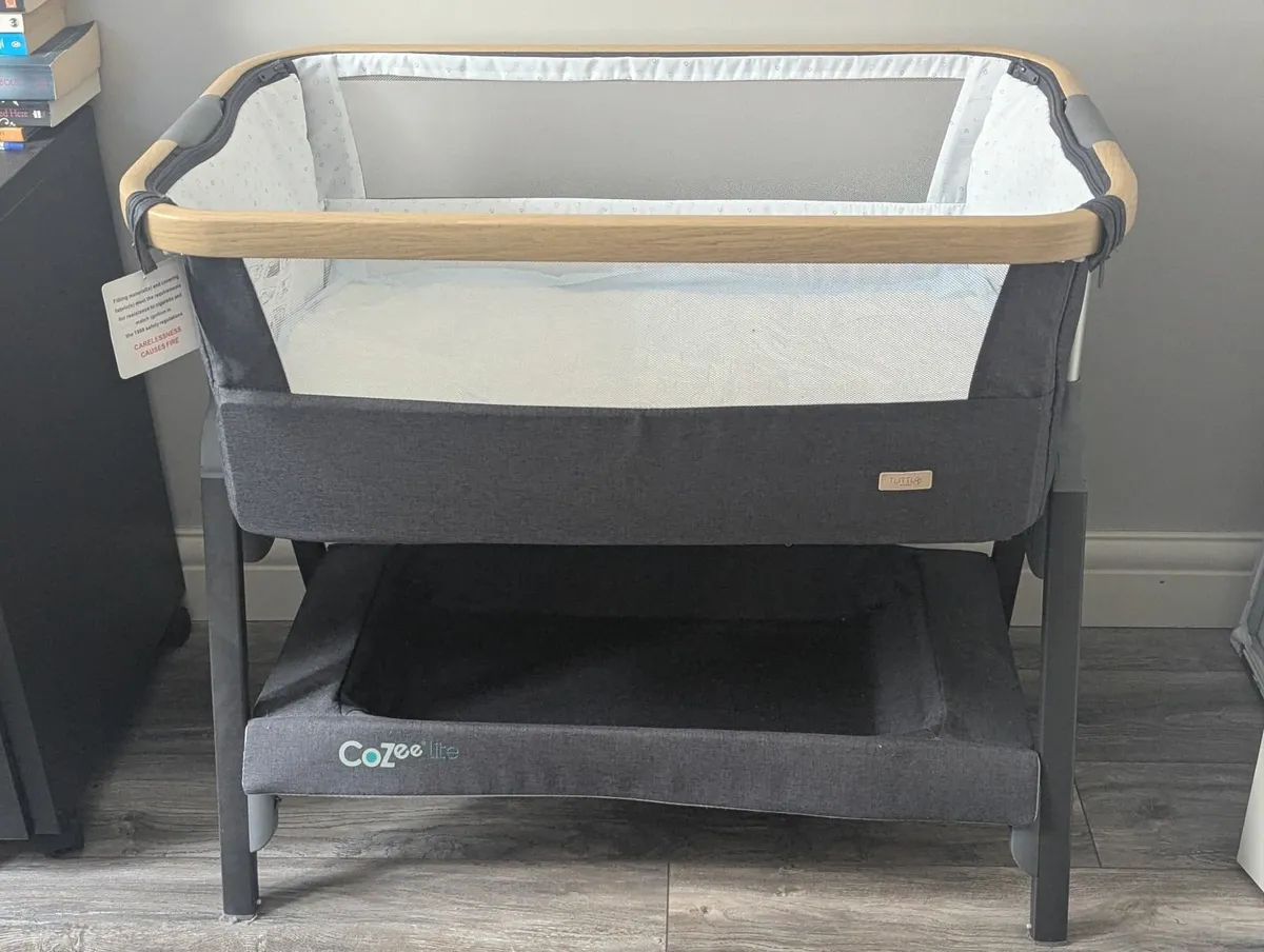 Baby crib - Image 1