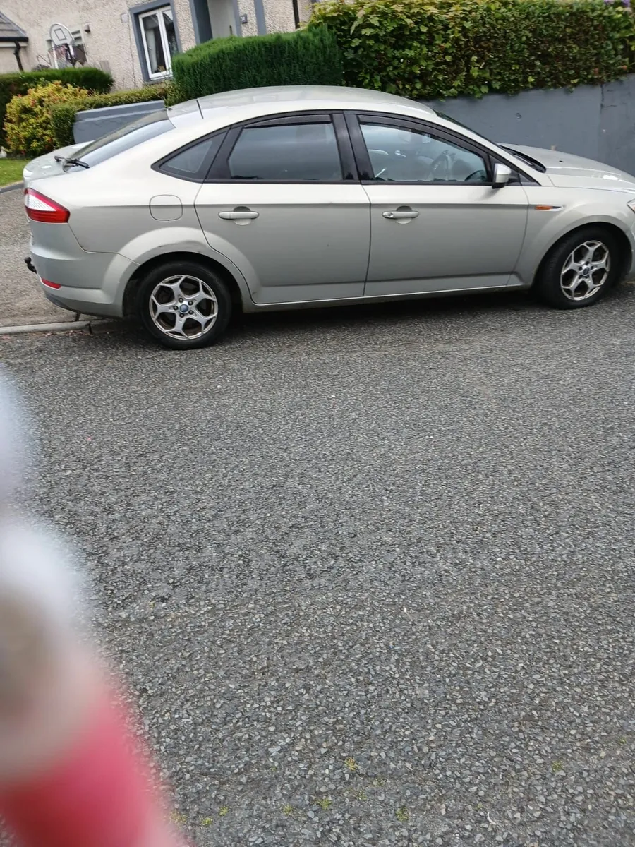 Ford Mondeo 2010 - Image 4