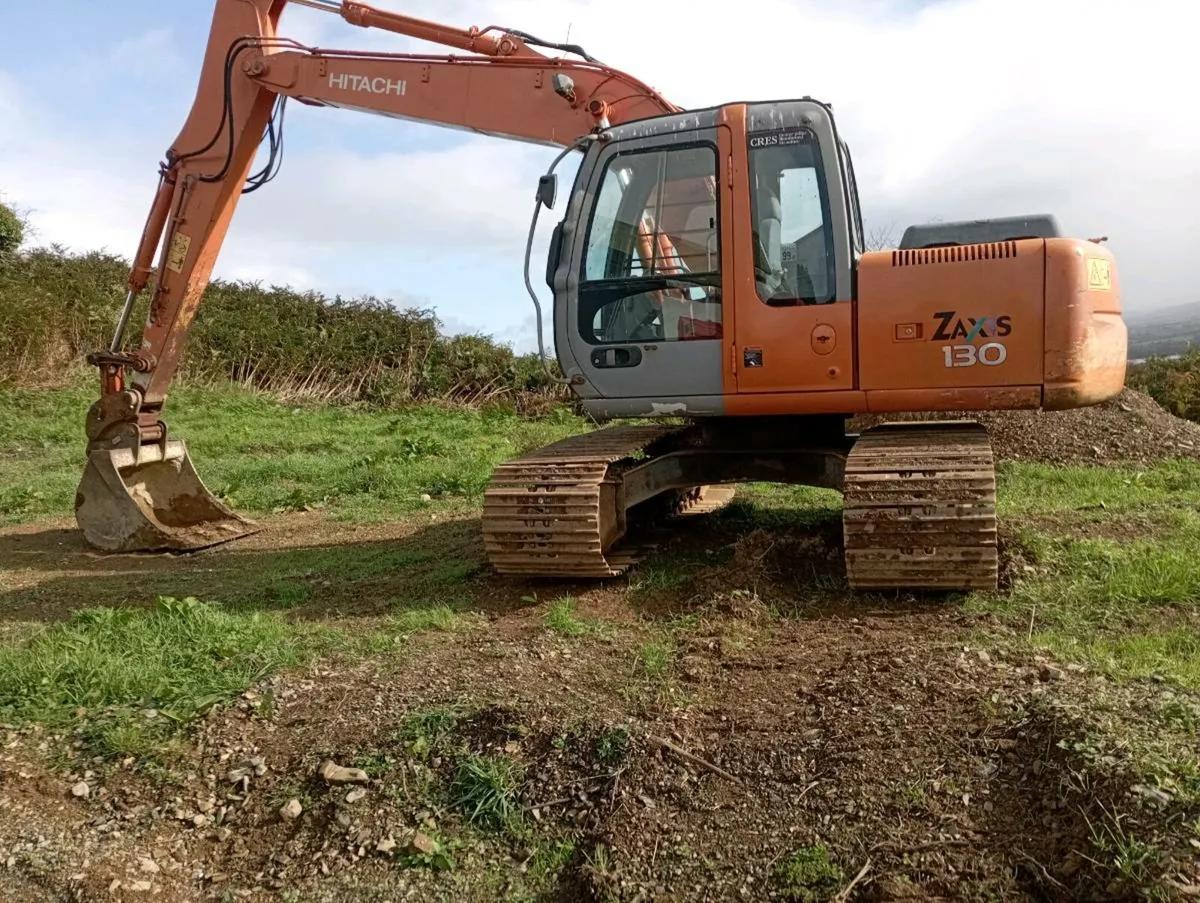 13 ton Hitachi LCN - Image 1