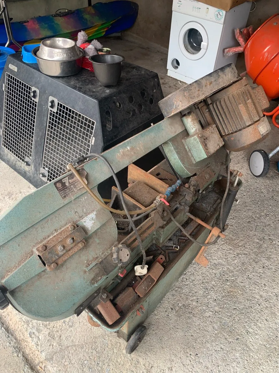 Steel bandsaw - Image 1