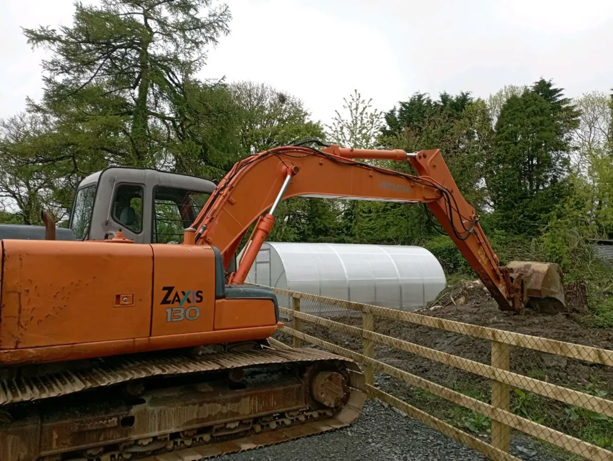 13 ton Hitachi LCN - Image 3