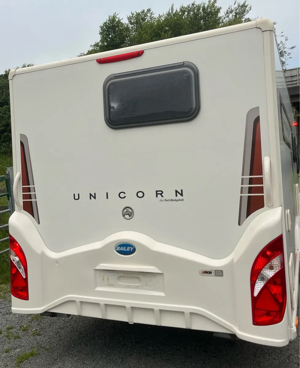 2013 Bailey unicorn caravan - Image 2