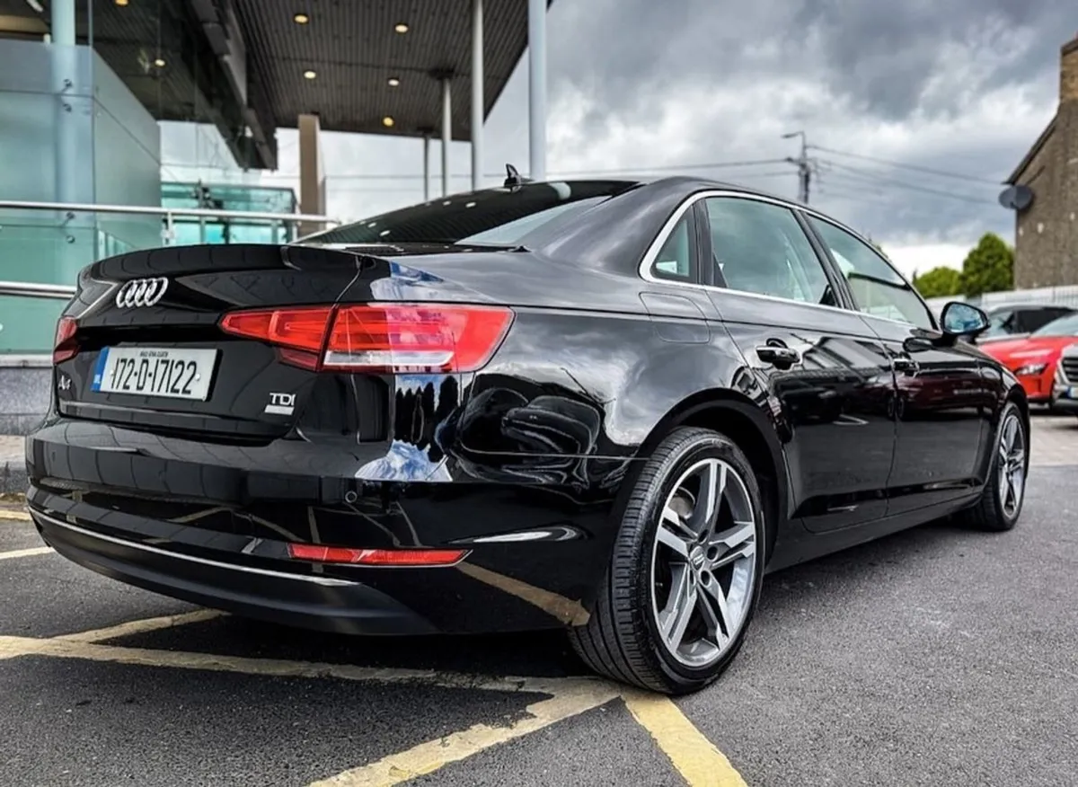 Audi A4 2.0tdi 150HP S Tronic SE Ultra - Image 4