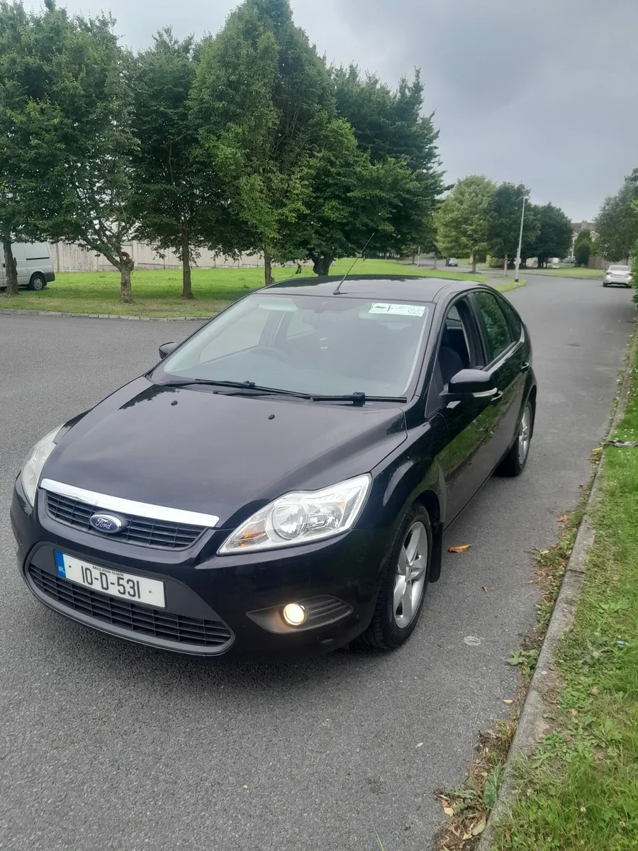 Ford Focus 2010 - Image 1