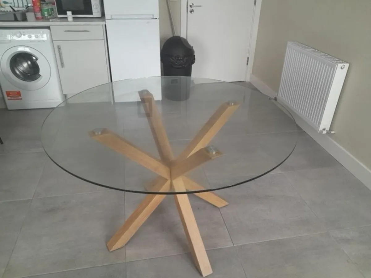 table - Image 3