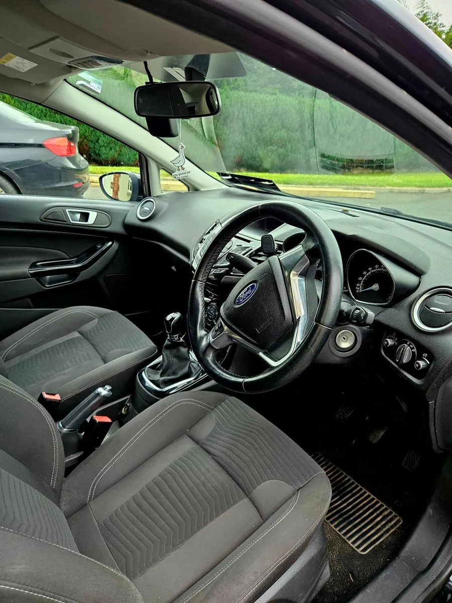 Ford Fiesta 2016 - Image 2