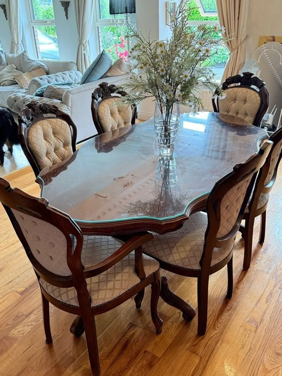 table - Image 1