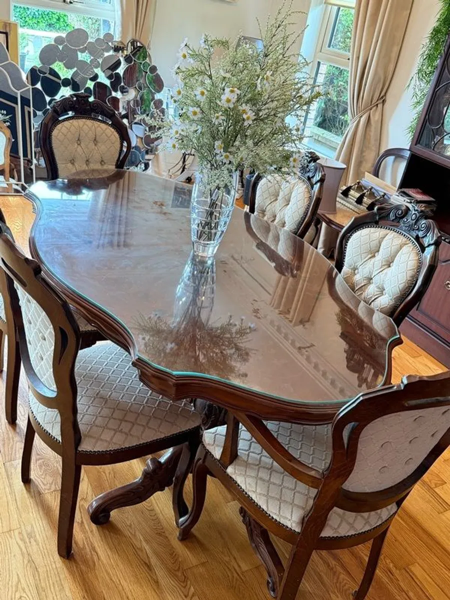 table - Image 3