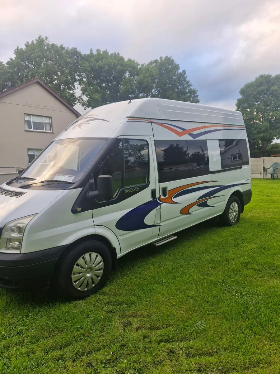 2011 camper van - Image 1