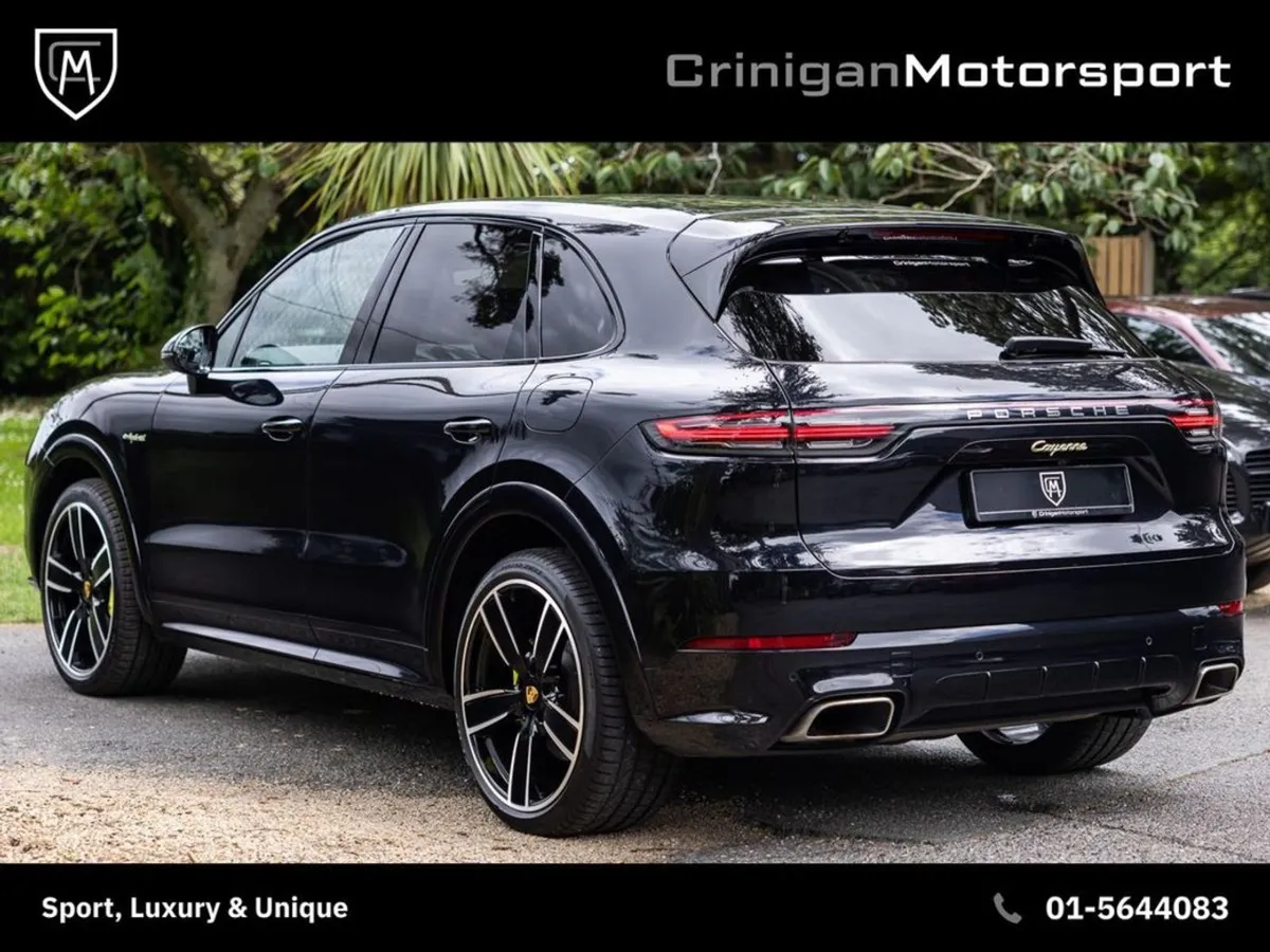 Porsche Cayenne 3.0 V6 E-hybrid - Image 2
