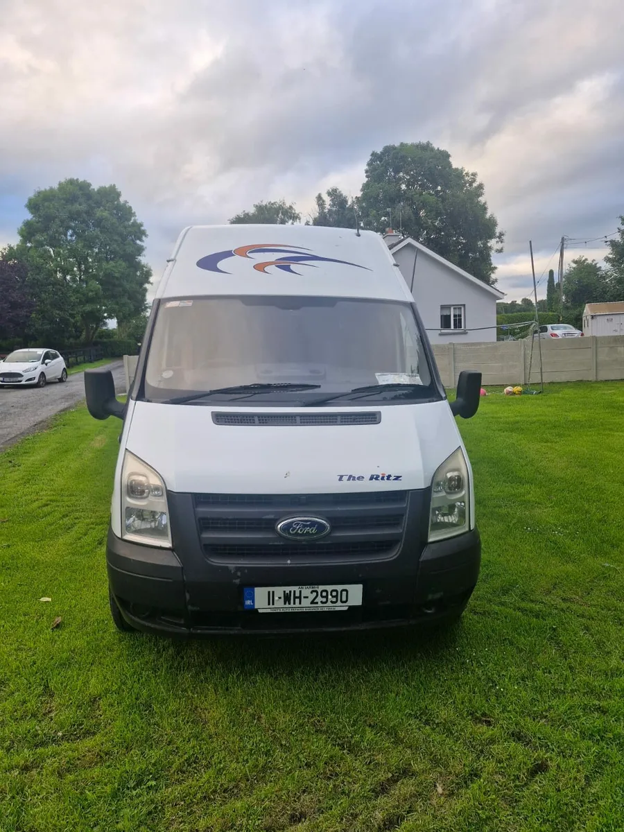 2011 camper van - Image 4
