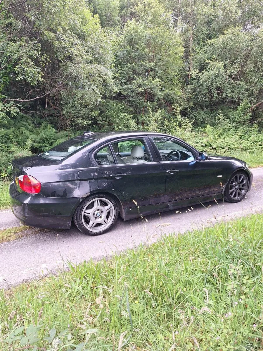Bmw 325 e90 - Image 2
