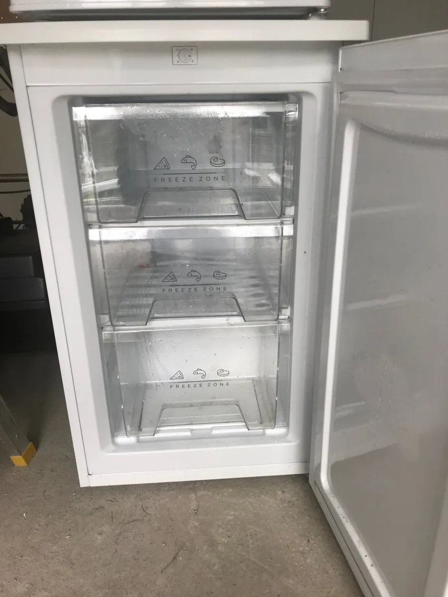 Mini fridge and a freezer - Image 3