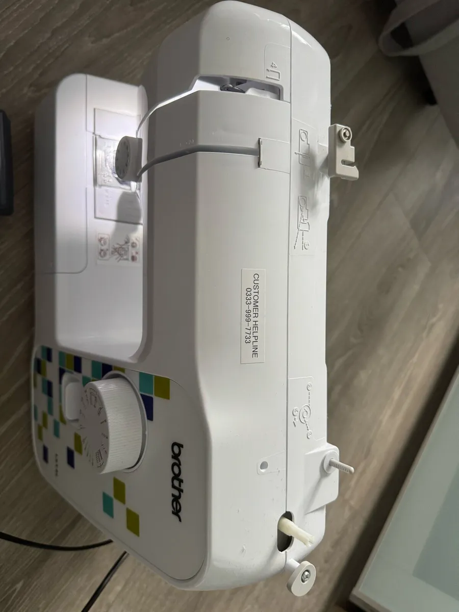 Brother sewing machine - Image 4
