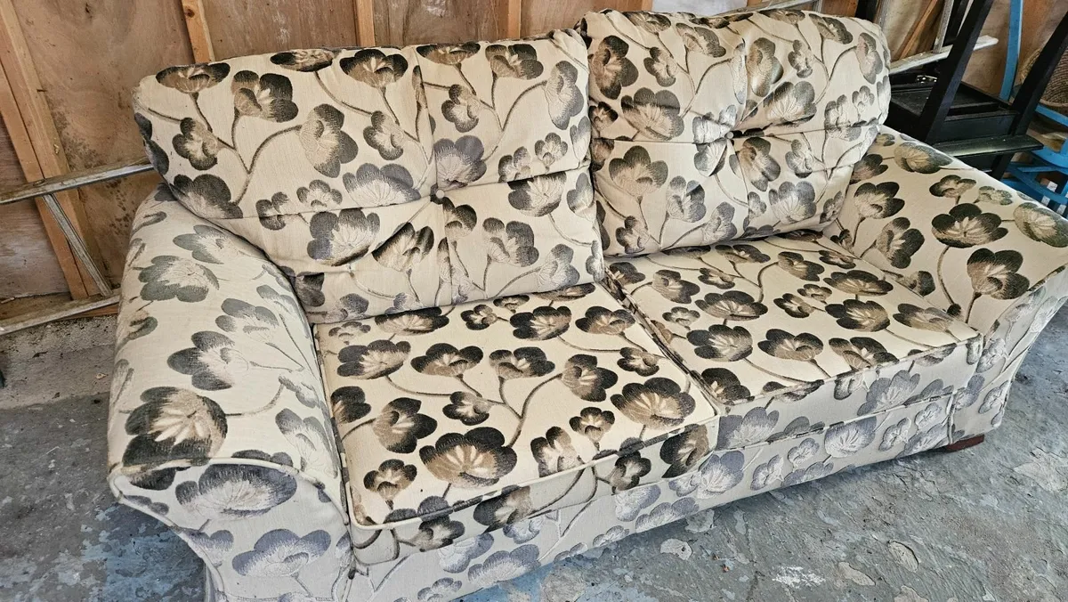 Sofa - Image 2