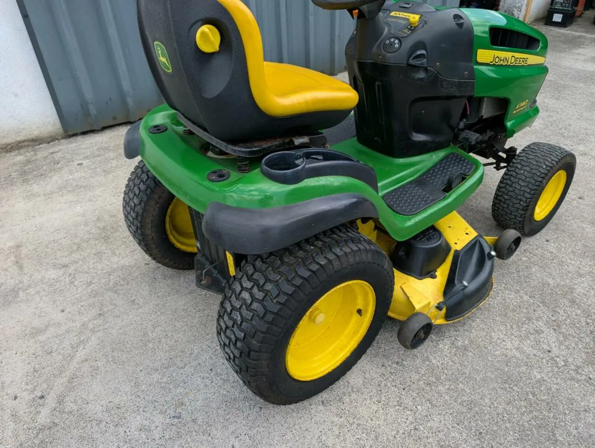 John Deere lawnmower - Image 4