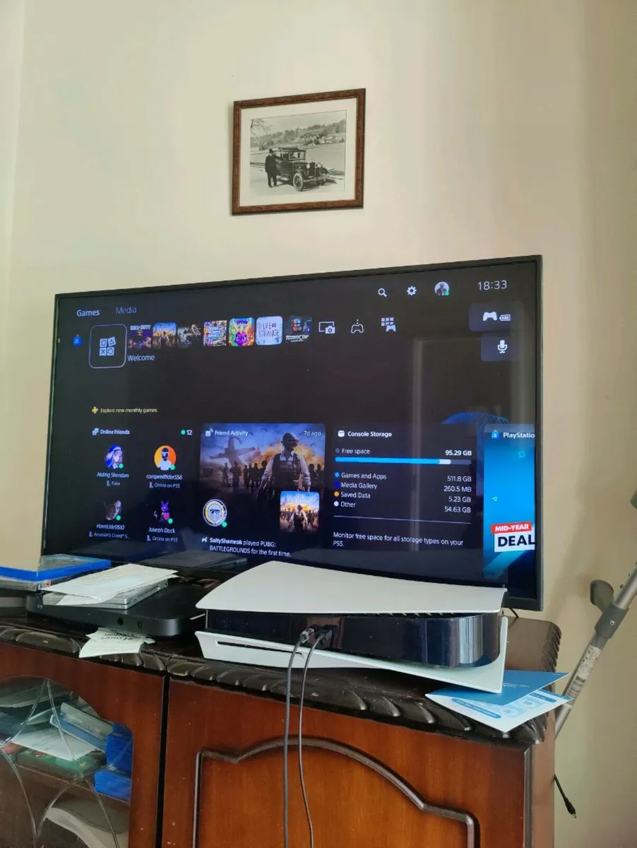 Playstation 5 825gb - Image 2