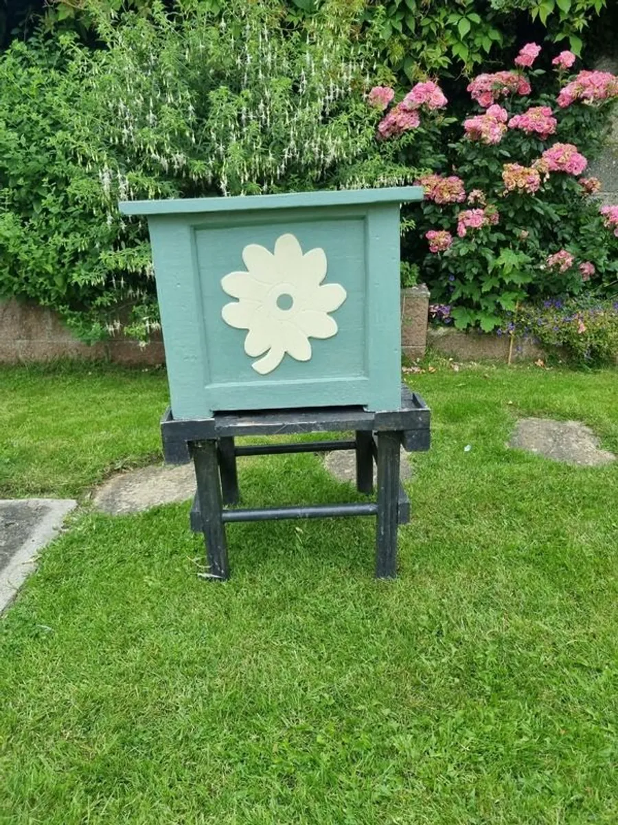Garden planter - Image 3