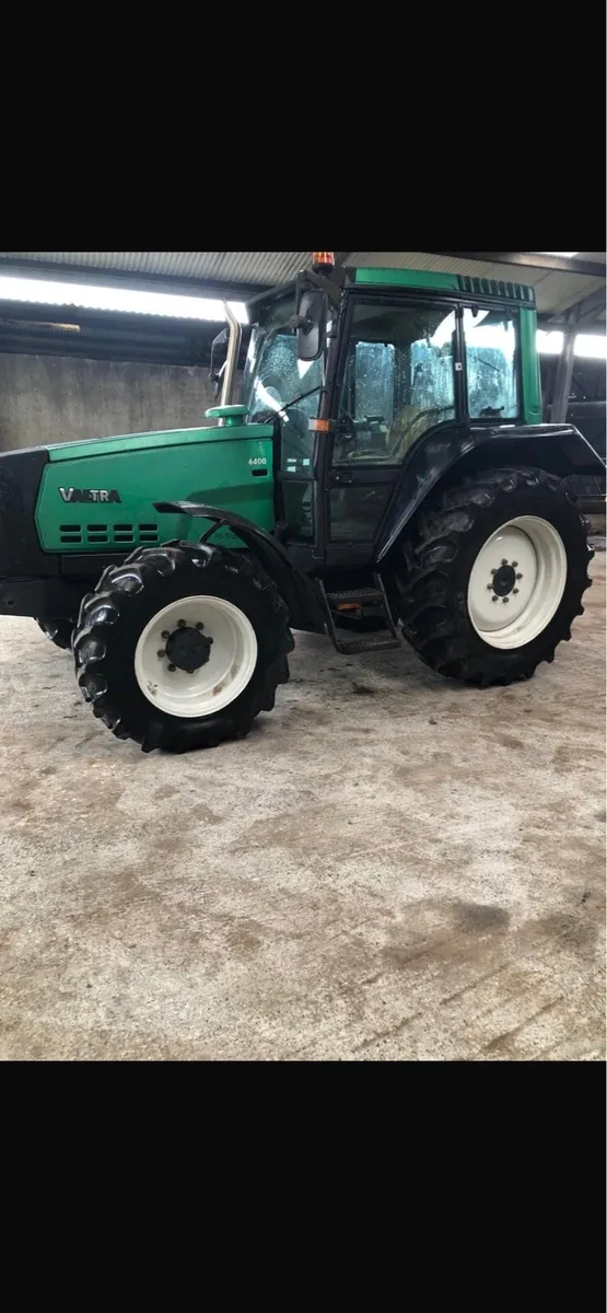 Valtra 6400 - Image 2