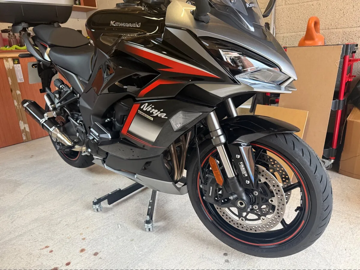Kawasaki ZX 2022 - Image 1