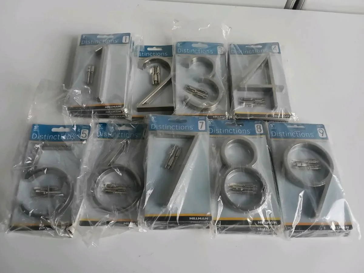Hillman Modern 5inch House Address Numbers Job Lot - Image 3