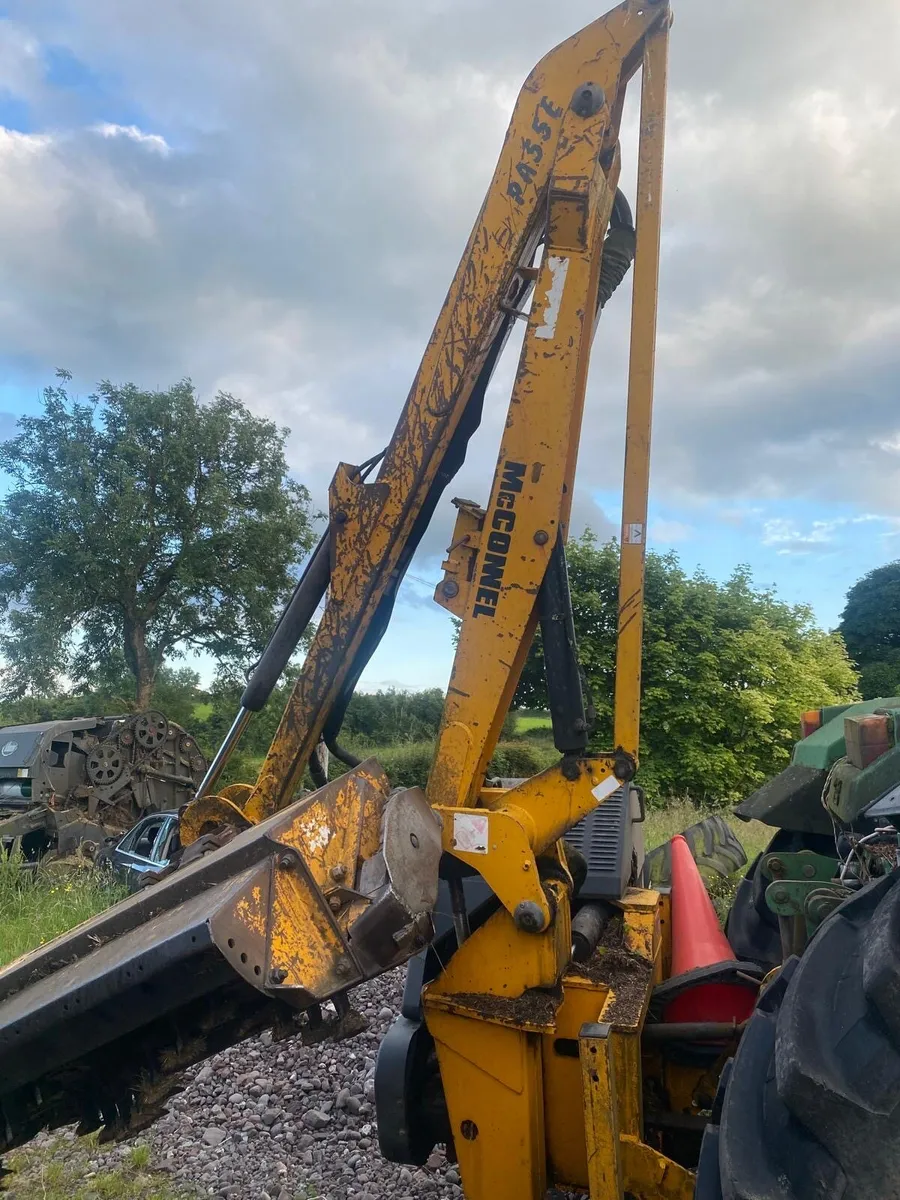 McConnell Hedgecutter - Image 4
