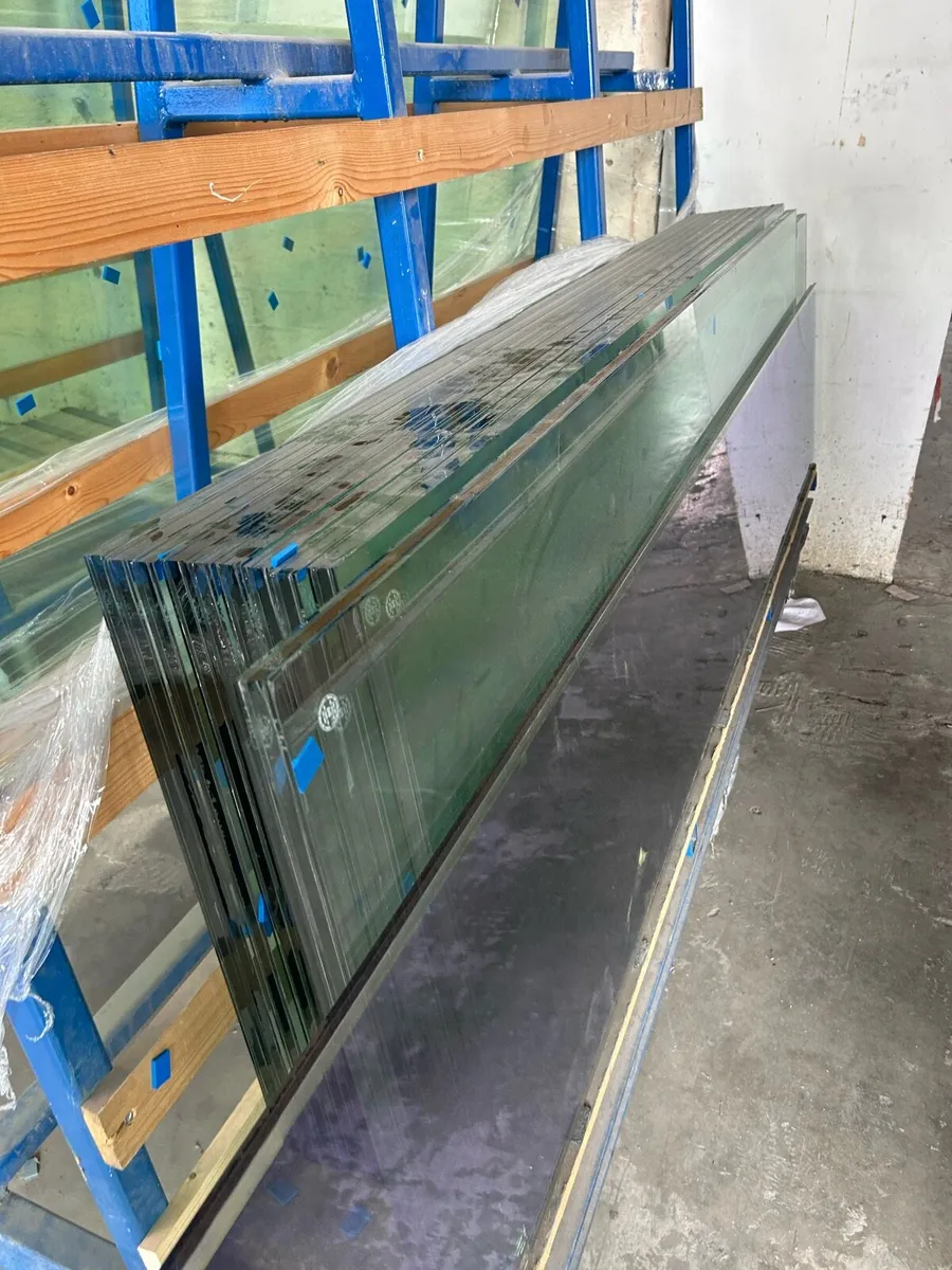Balistic Glass Panels - Image 1