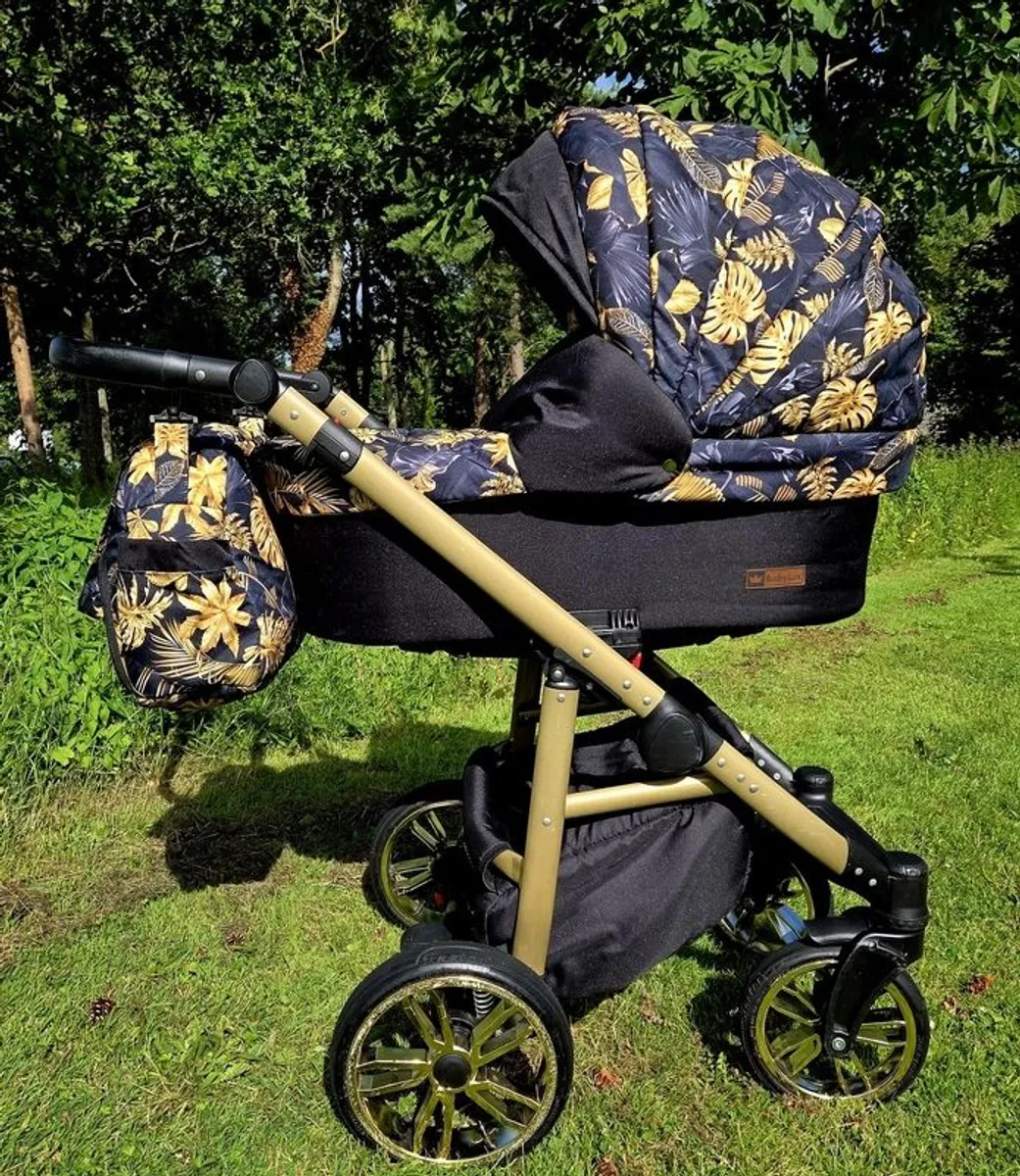 4 in 1 travel system - Image 3