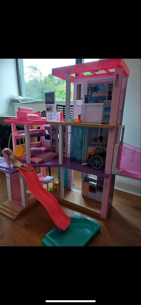 Barbie Dream house
