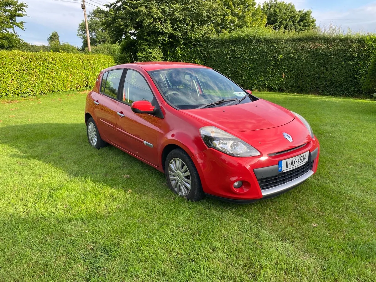 2011 Renault Clio Music - Image 2