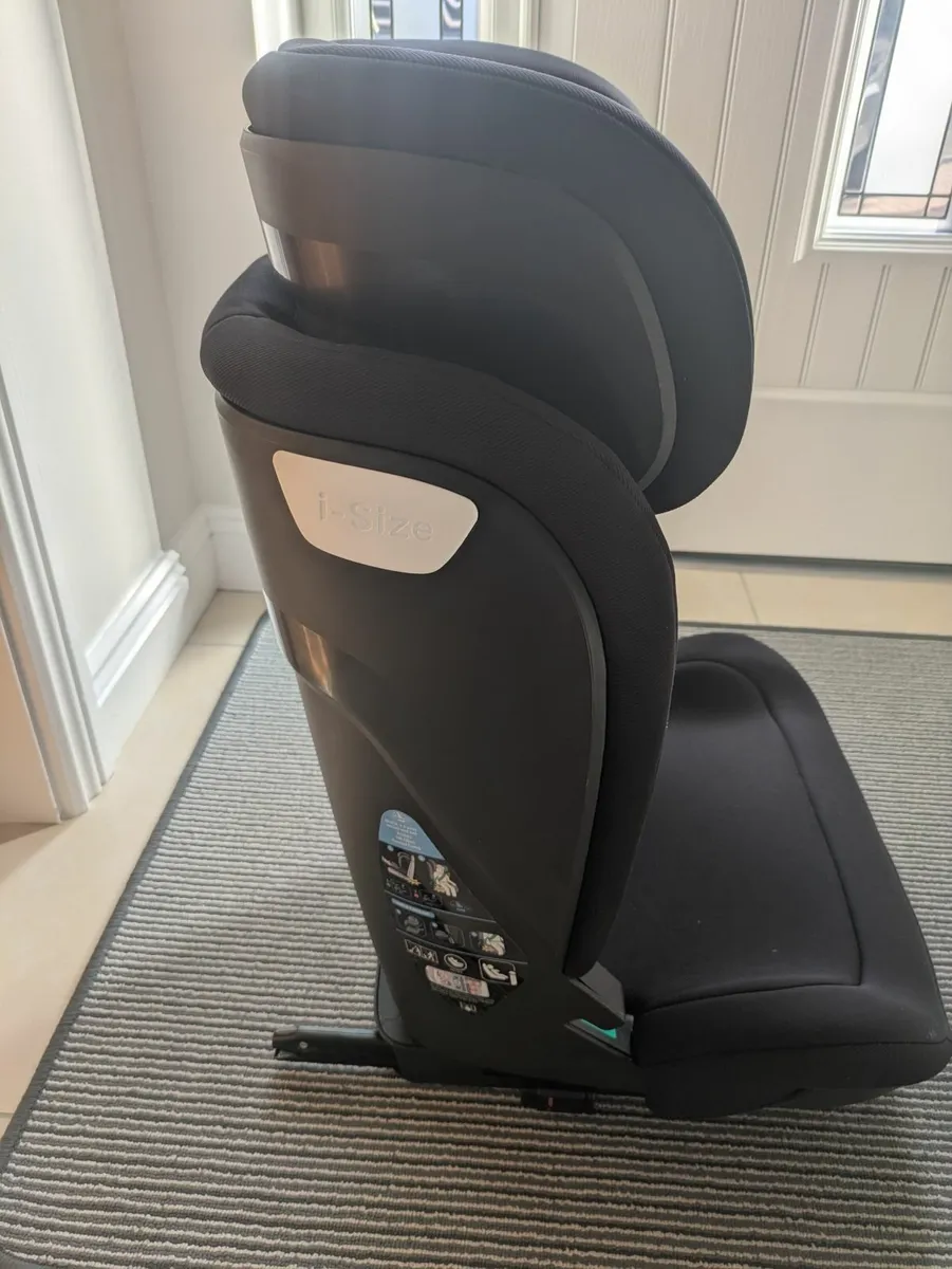 Car seat - Image 1