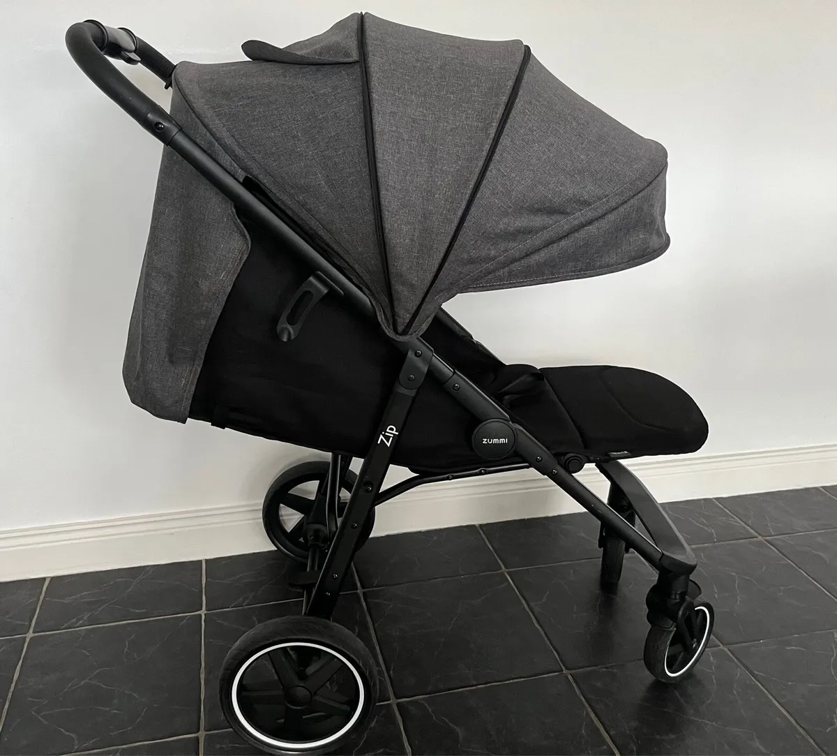 Stroller - Image 2