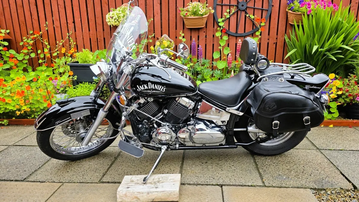 YAMAHA  DRAGSTAR CUSTOM - Image 4