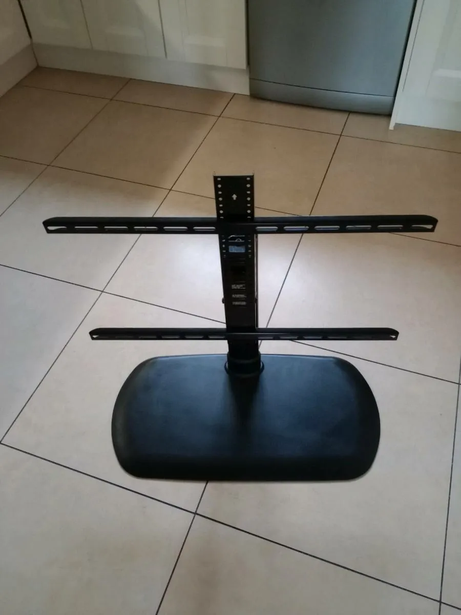 Sanus TV stand swivel - Image 1